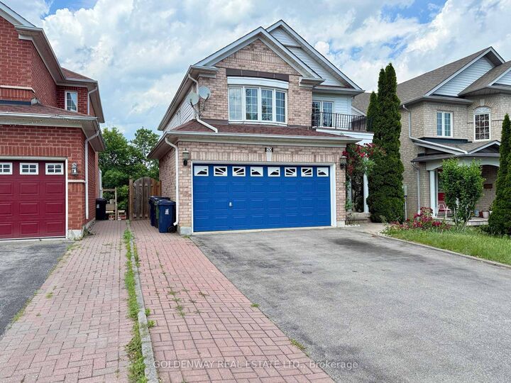 Property Photo:  20 Green Ash Terrace  ON M1E 5J3 