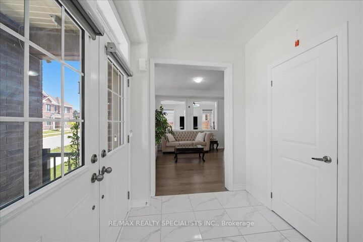 Property Photo: 120 Durham Avenue ON L9J 0L8