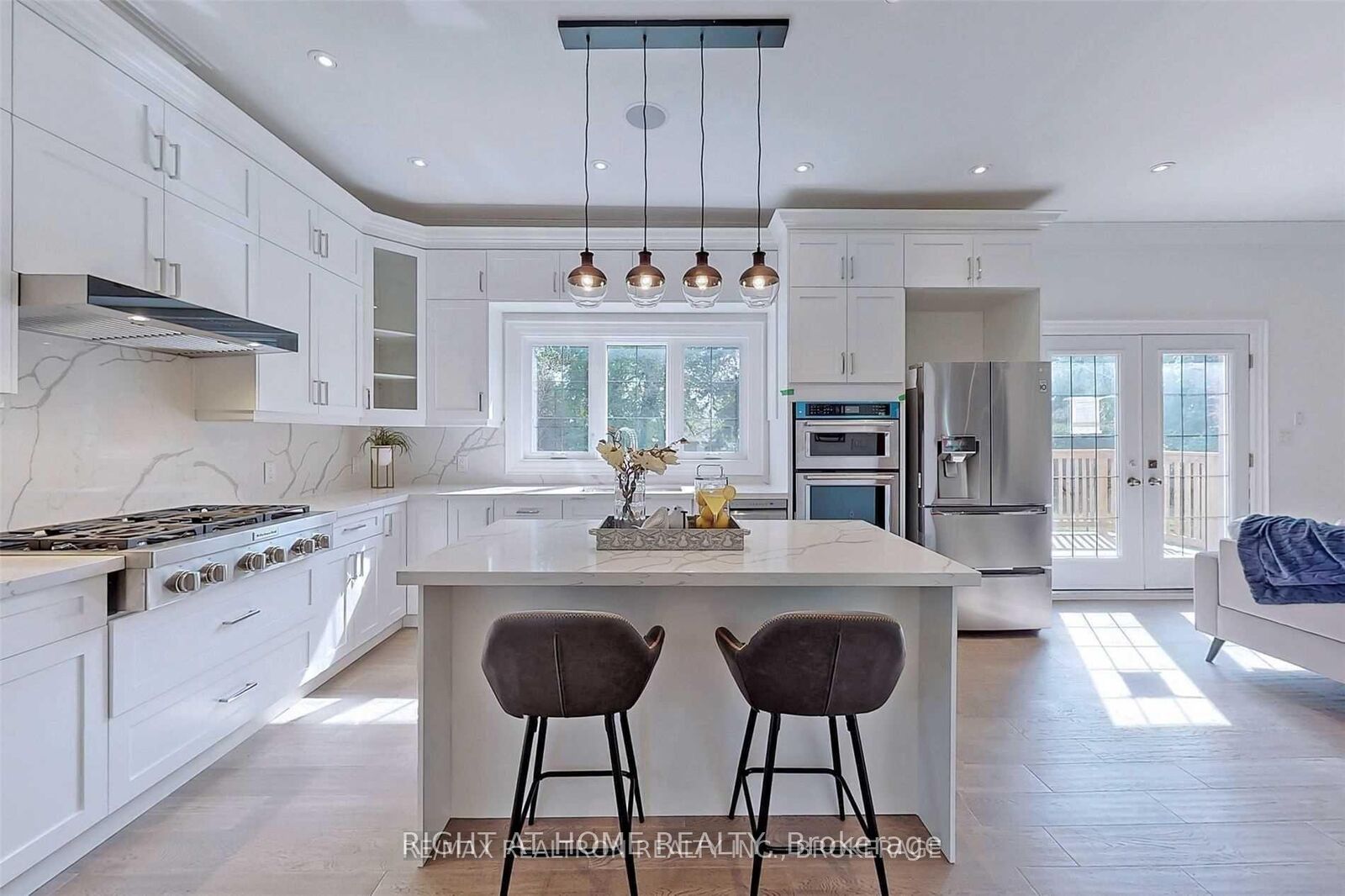 Property Photo: 67 Scarborough Heights Boulevard ON M1M 2V5