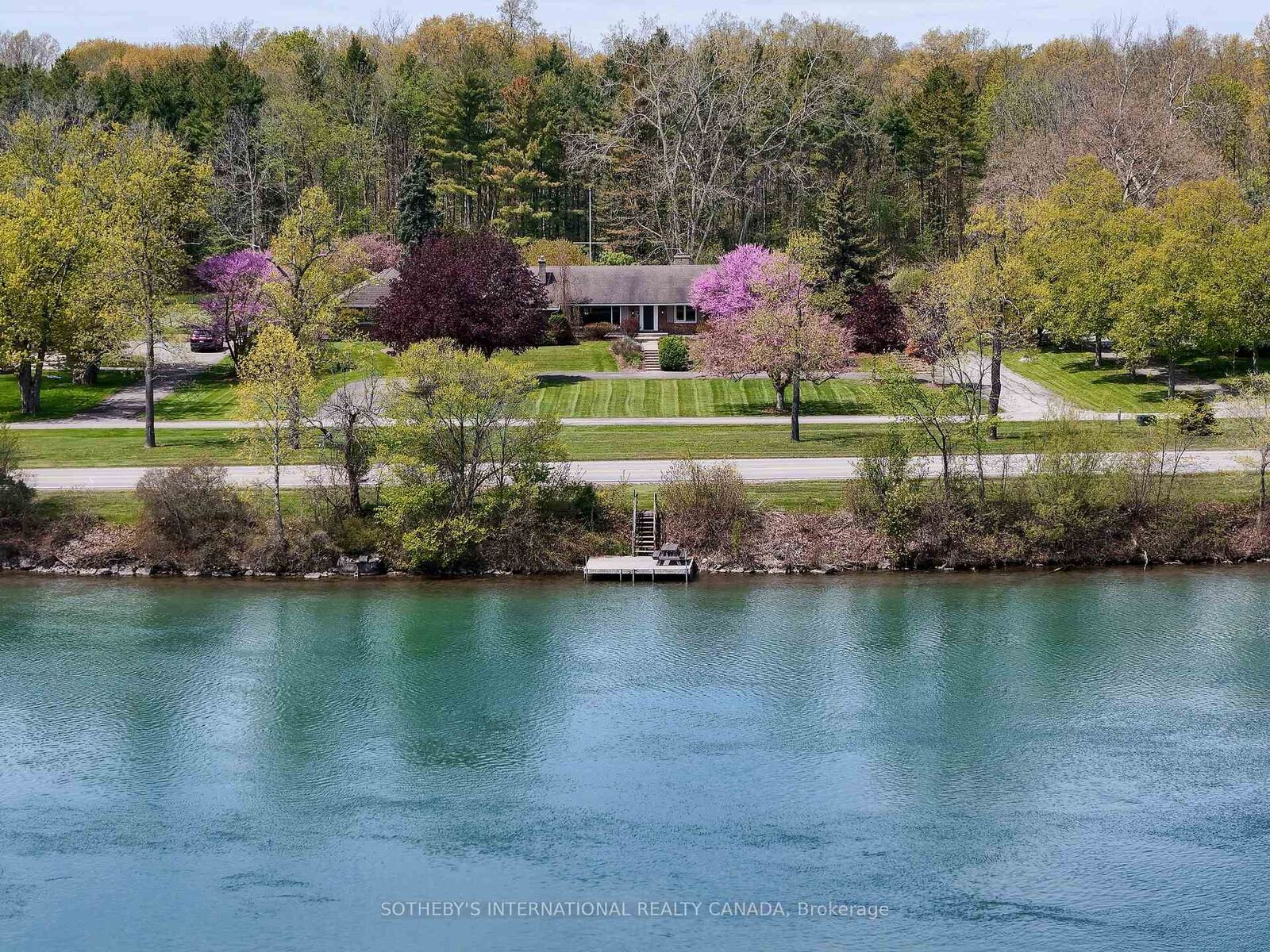 Property Photo:  9317 Niagara River Parkway  ON L2G 0N8 