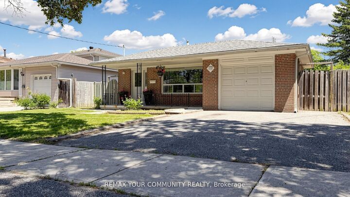 Property Photo: 23 Lesgay Crescent ON M2J 2H9