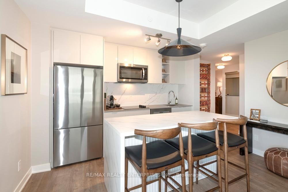 Property Photo:  543 Richmond Street W 741  ON M5V 0W9 