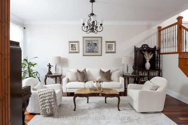 Property Photo:  127 Sultana Avenue  ON M6A 1T6 