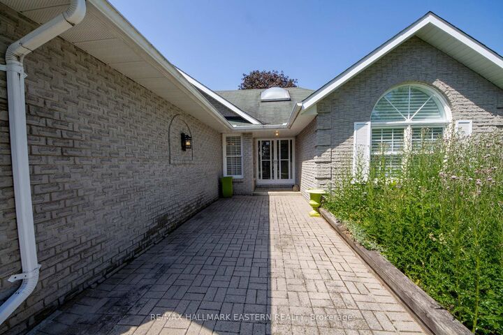 Property Photo:  36 Russell Hill Road  ON K0M 1A0 