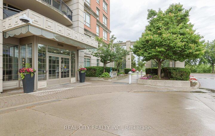Property Photo:  2325 Central Park Drive 704  ON L6H 0E2 