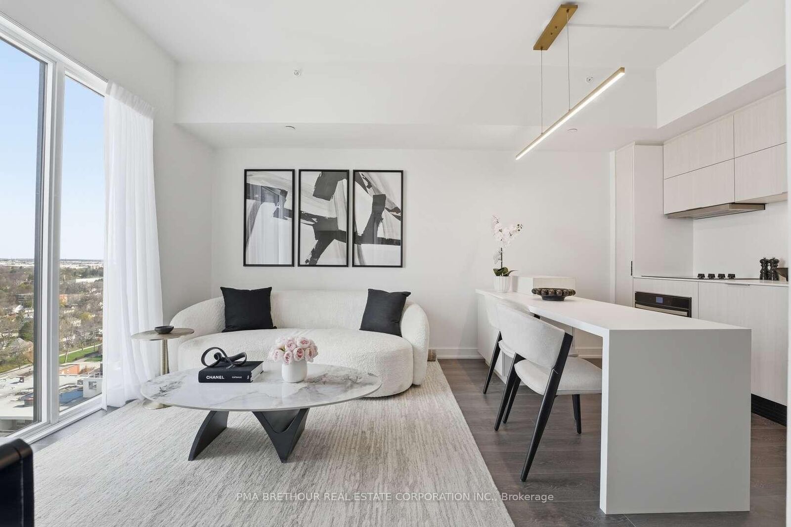 Property Photo: 370 Martha Street 1901 ON L7R 0G9