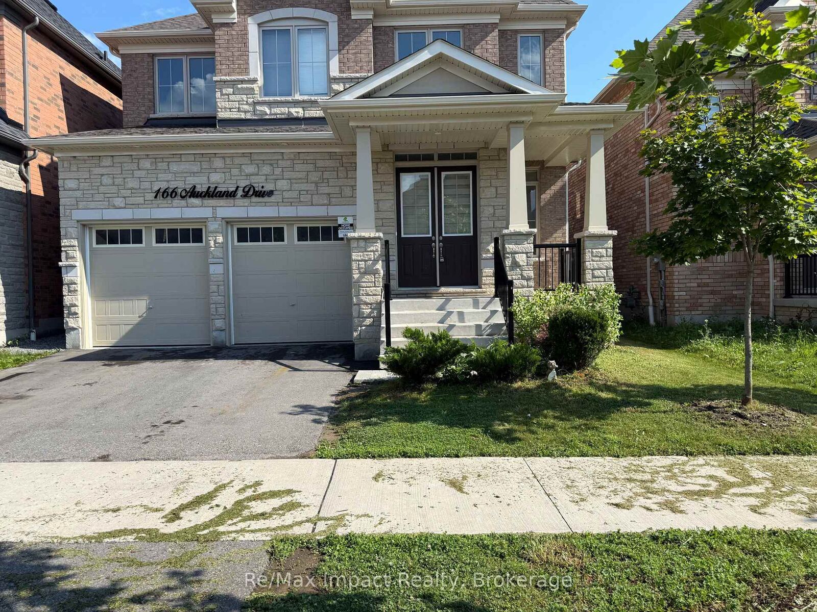 Property Photo: 166 Auckland Drive ON L1P 0J2