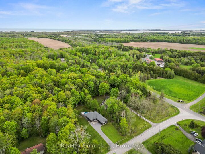Property Photo: 25 Powerline Road ON K0K 1H0
