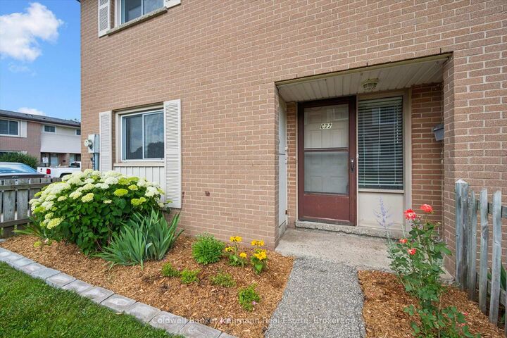 427 Victoria Road N C-22 — photo 1