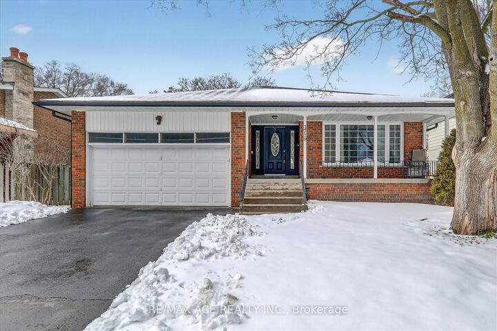 1719 Valentine Gardens — photo 1