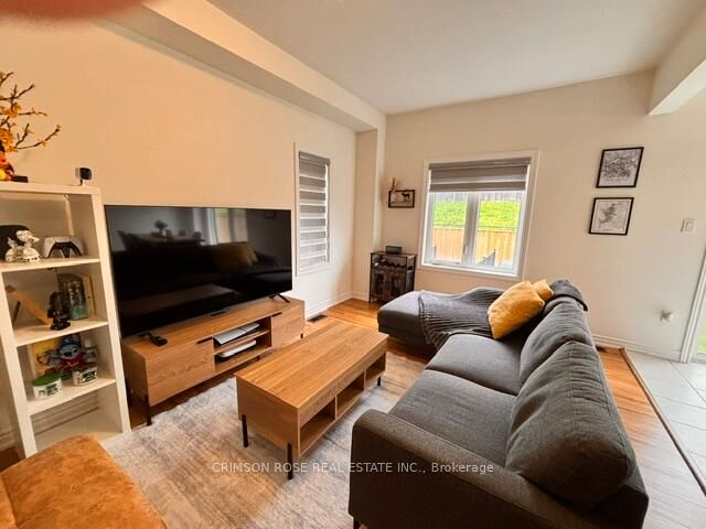 Property Photo:  33 Bilanski Farm Road  ON N3S 0J7 