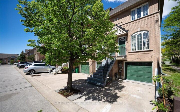 75 Strathaven Drive 35 — photo 1