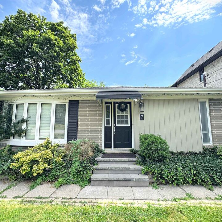 Property Photo:  7 Talisman Crescent  ON L3P 2C8 