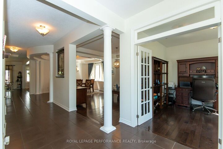 Property Photo: 2744 Grand Vista Circle ON K2J 0W6