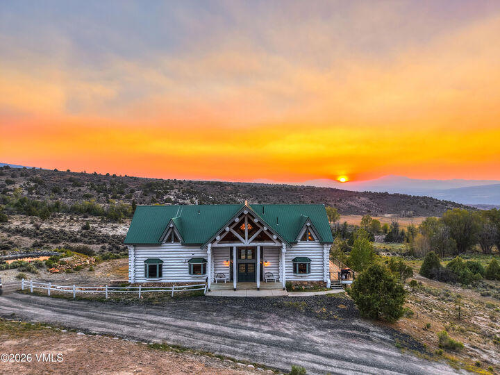 Property Photo:  2900 Catamount Creek Road  CO 80463 