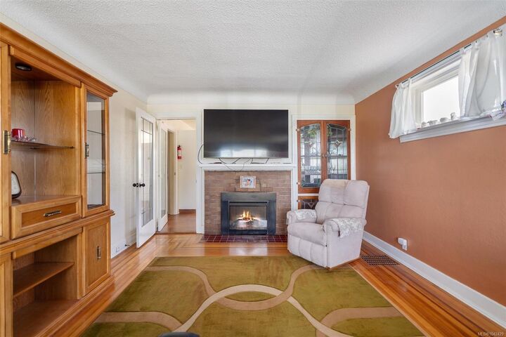Property Photo: 3161 Donald St BC V9A 1Y4