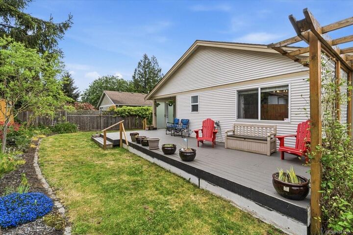 Property Photo: 3614 Victoria Ave BC V9T 6N9