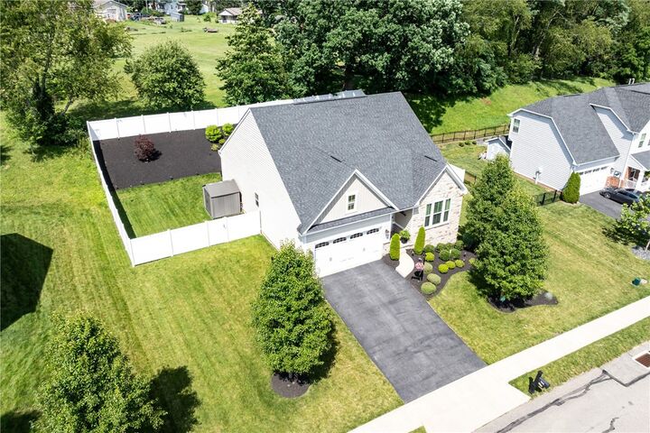 Property Photo: 109 Brook Side Dr PA 15026