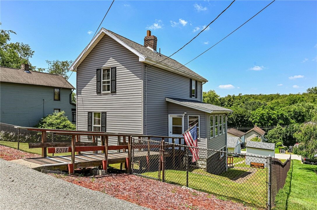 Property Photo: 8018 Hayward Street PA 15691