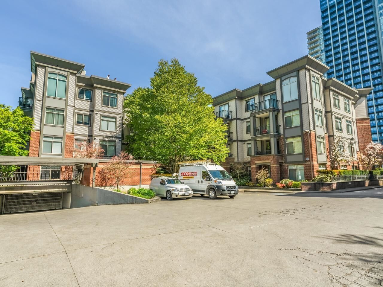 Property Photo: 10499 University Drive 403 BC V3T 0A4