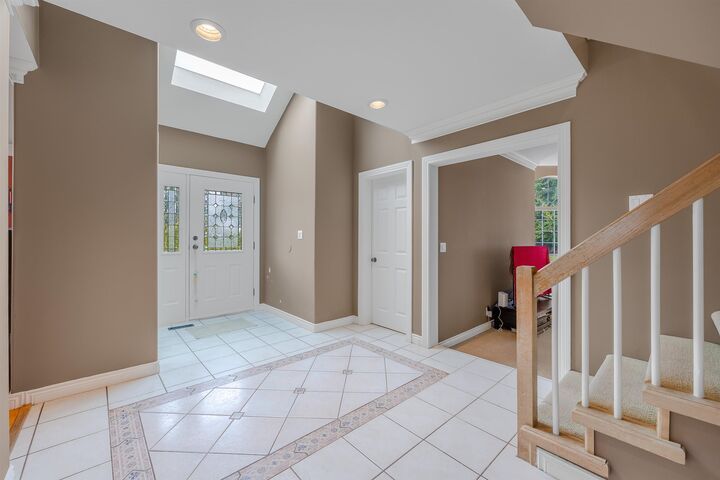 Property Photo: 2443 150 Street BC V4P 1N9