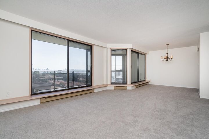 Property Photo: 444 Lonsdale Avenue 801 BC V7M 3H5