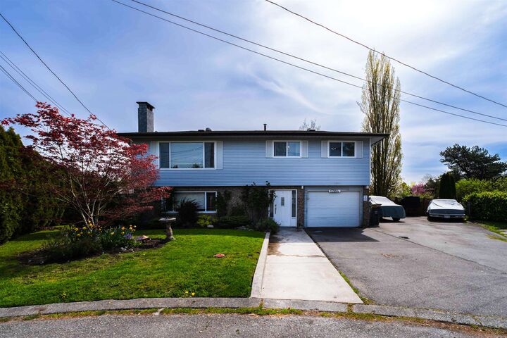 Property Photo: 17884 57 Avenue BC V3S 1H3
