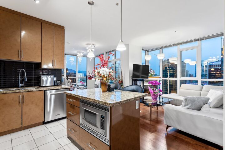Property Photo: 1189 Melville Street 3303 BC V6E 4T8