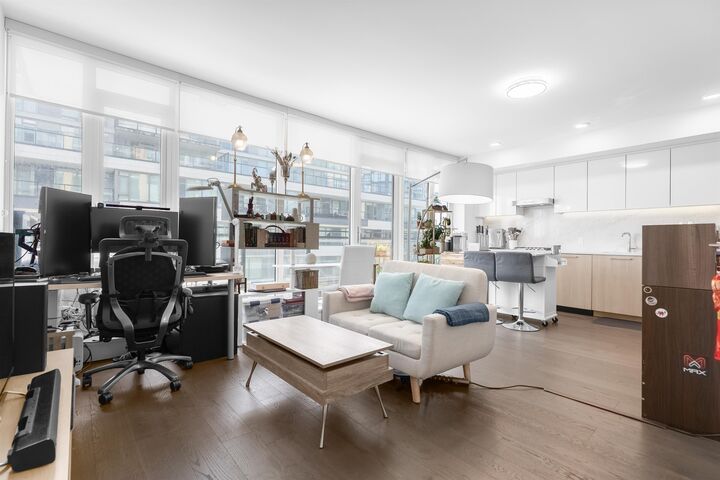 Property Photo: 3200 Corvette Way 1002 BC V6X 0T8