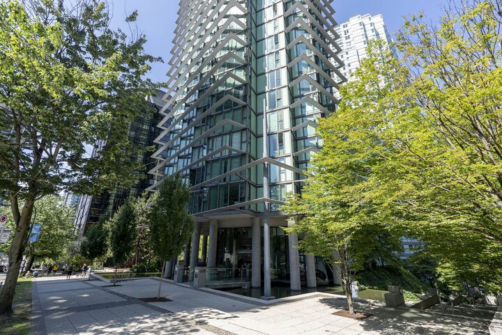 1331 W Georgia Street 501 — photo 1