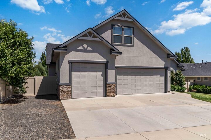 Property Photo: 3218 N Cherry Laurel Way ID 83669