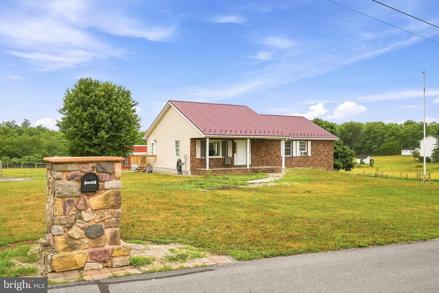 Property Photo: 270 Falcon Drive WV 25419