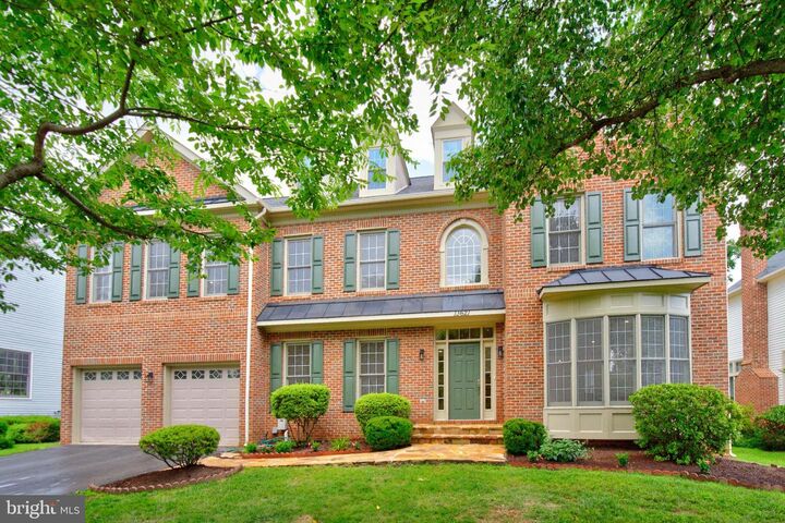 Property Photo:  13621 Pine View Lane  MD 20850 