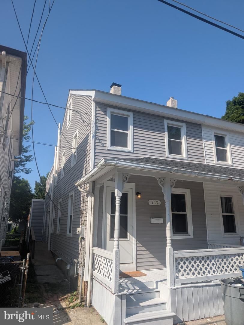 Property Photo:  219 Wesley Street  NJ 08079 