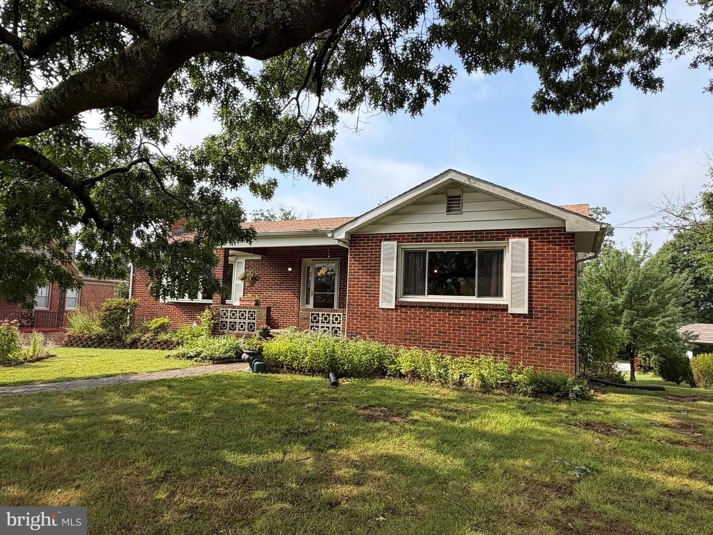 Property Photo: 6615 Kenwood Avenue H MD 21237