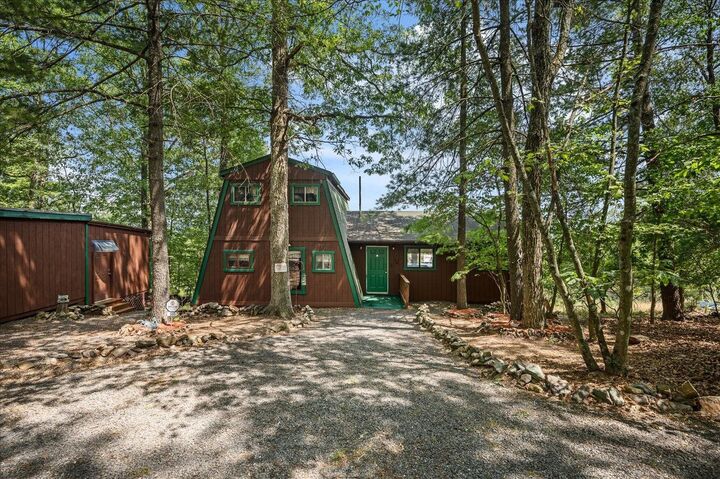 Property Photo:  685 Maple Dr N  VA 22842 