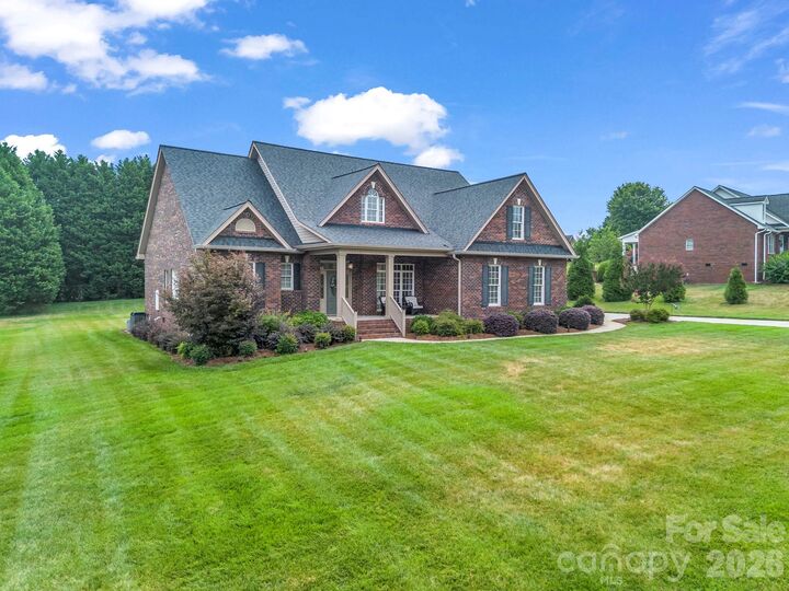 Property Photo:  722 Cedar Hill Drive  NC 28152 