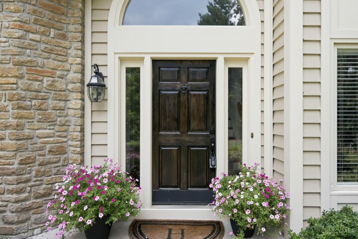 Property Photo: 800 Eaglesknoll Court OH 45255