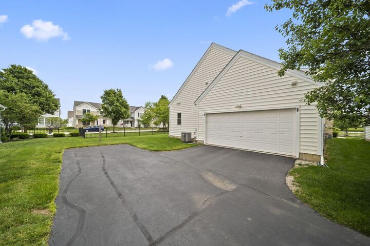 Property Photo: 5900 Montana Creek Drive OH 43016