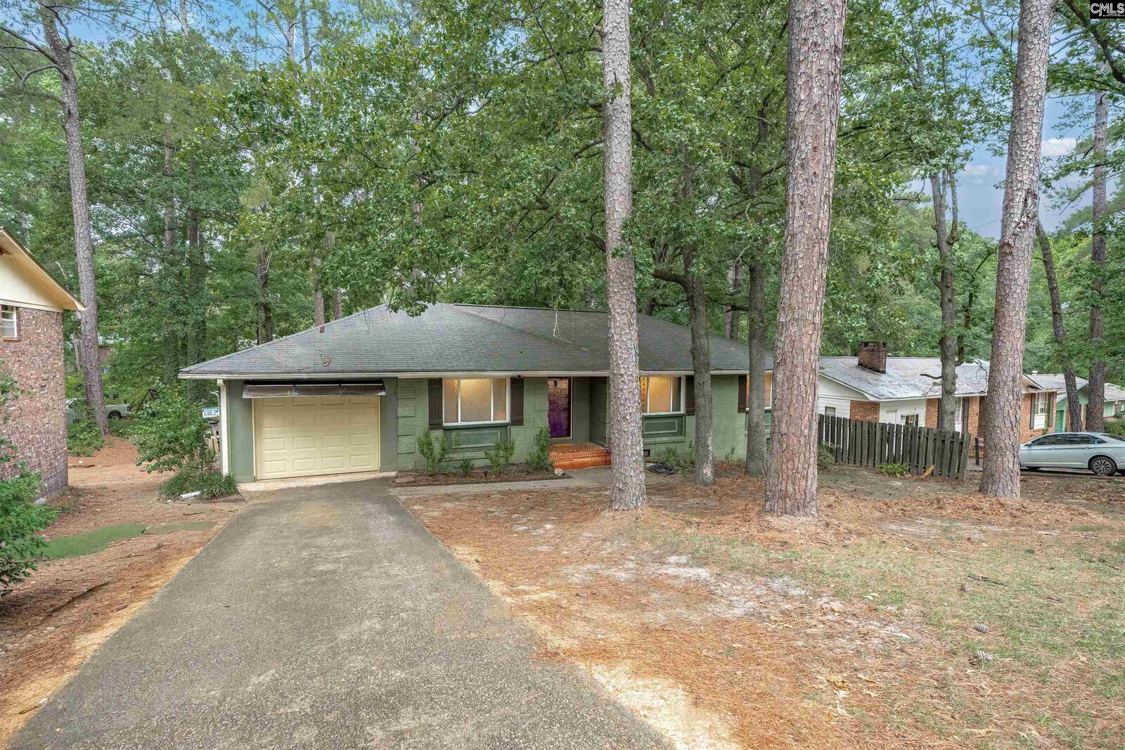 Property Photo:  1855 Woodsboro  SC 29210 