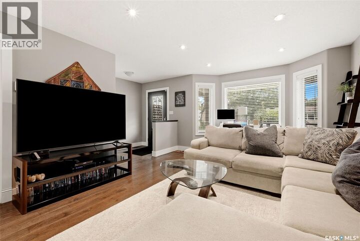 Property Photo: 2860 Garnet Street SK S4S 1W9
