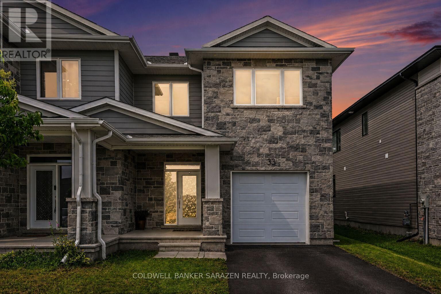 Property Photo:  33 Mac Beattie Drive  ON K7S 0J3 