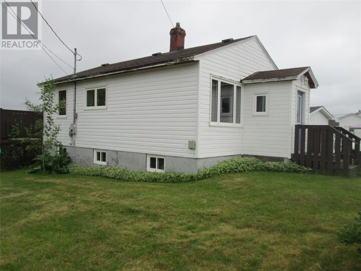 Property Photo:  1 First Avenue  NL A0H 1C0 