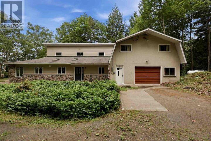 Property Photo: 15 Dominion Park Dr ON P0R 1L0