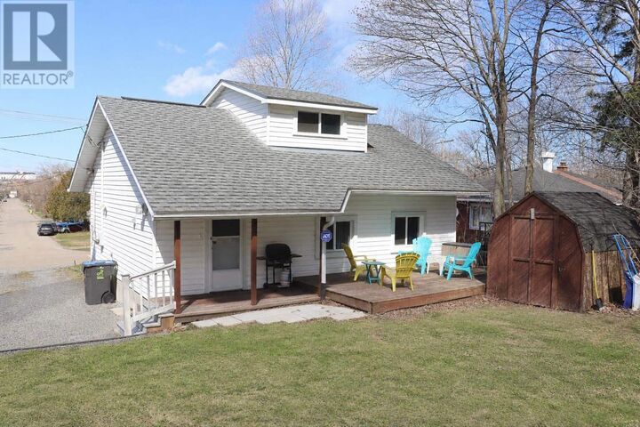 Property Photo: 104 Birch St ON P6B 2J6