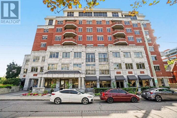 Property Photo:  320 McLeod Street 701  ON K2P 1A3 