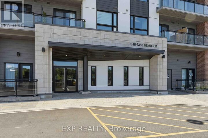 Property Photo: 1350 Hemlock Road 505 ON K1K 5C2