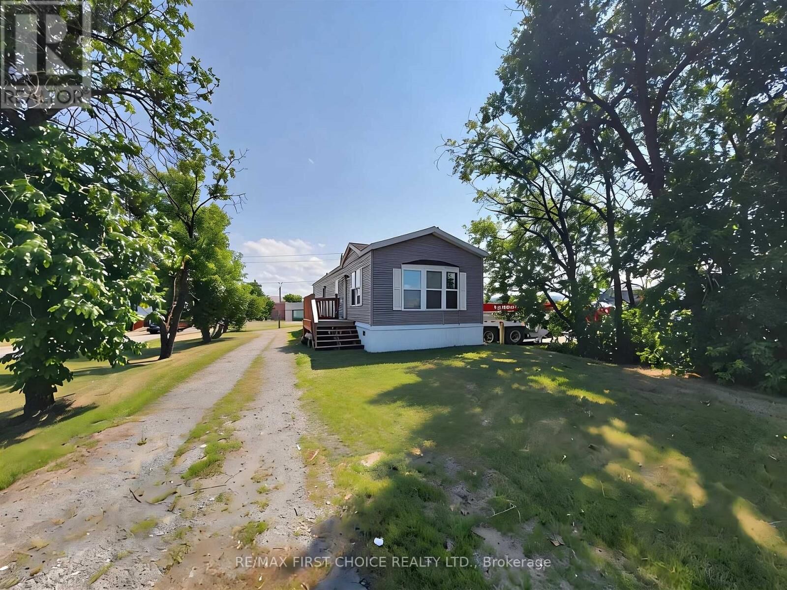 Property Photo:  75 Coral Street  ON P0W 1E0 
