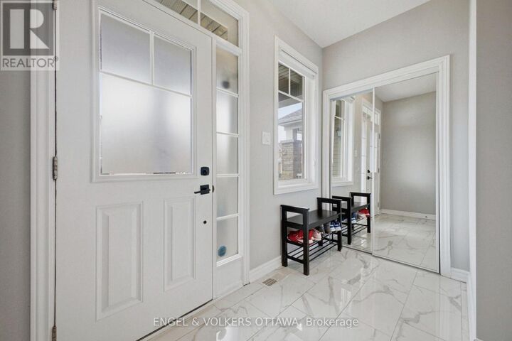 Property Photo:  139 Switch Grass Crescent  ON K2J 5Z3 