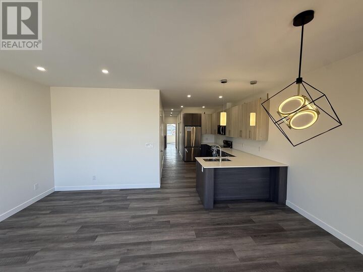 Property Photo: 154 Bruin Cres ON P7C 0C6